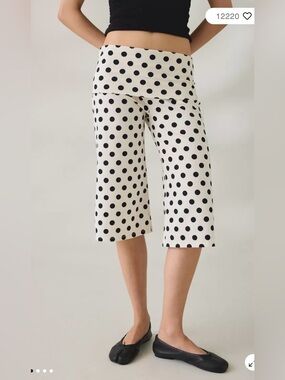 Urban Outfitters Black and White Polka Dot capris